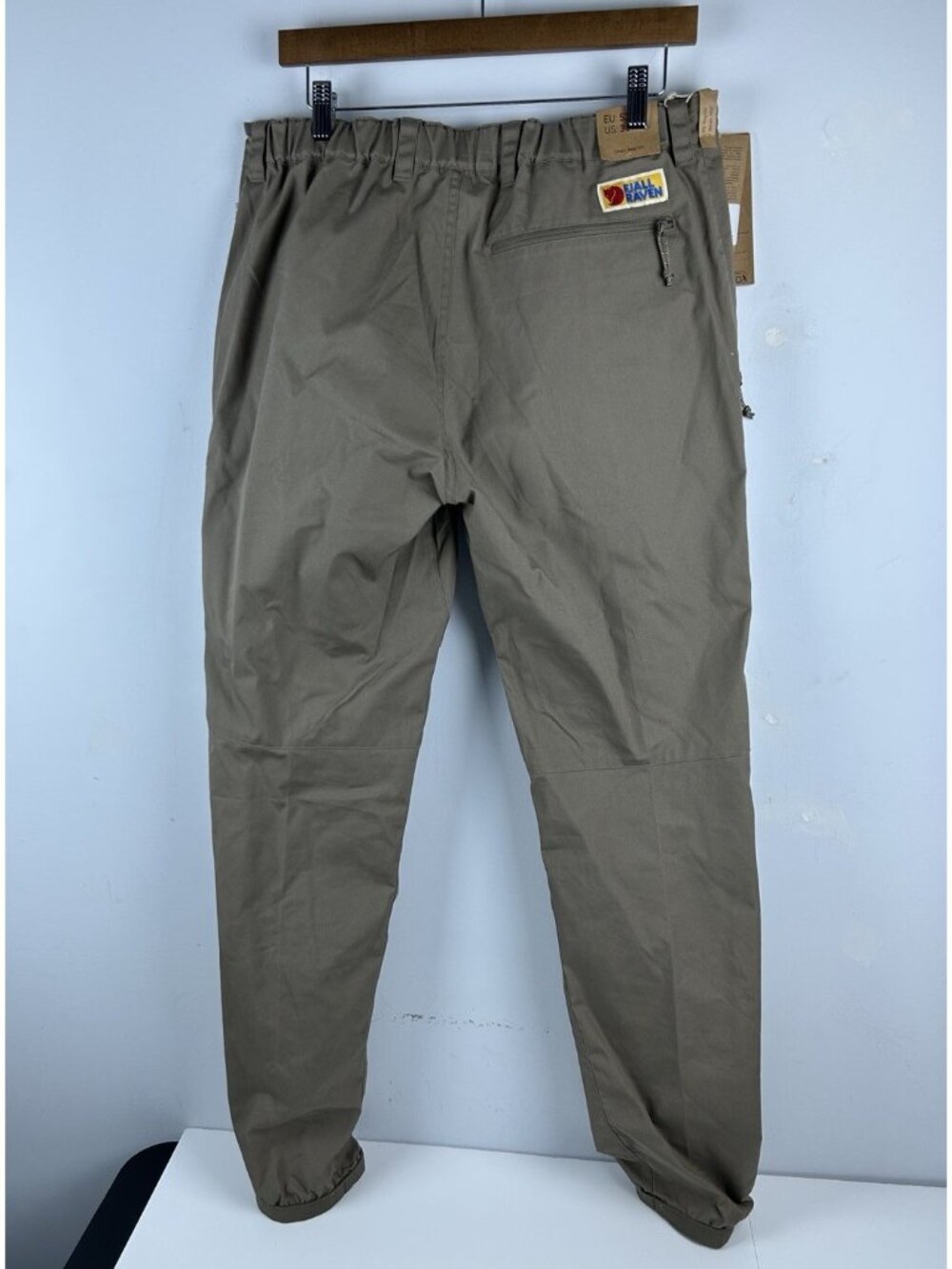 Fjallraven Men's Vardag Trouser 36" Suede Brown NEW 32 Inseam - Picture 2 of 12